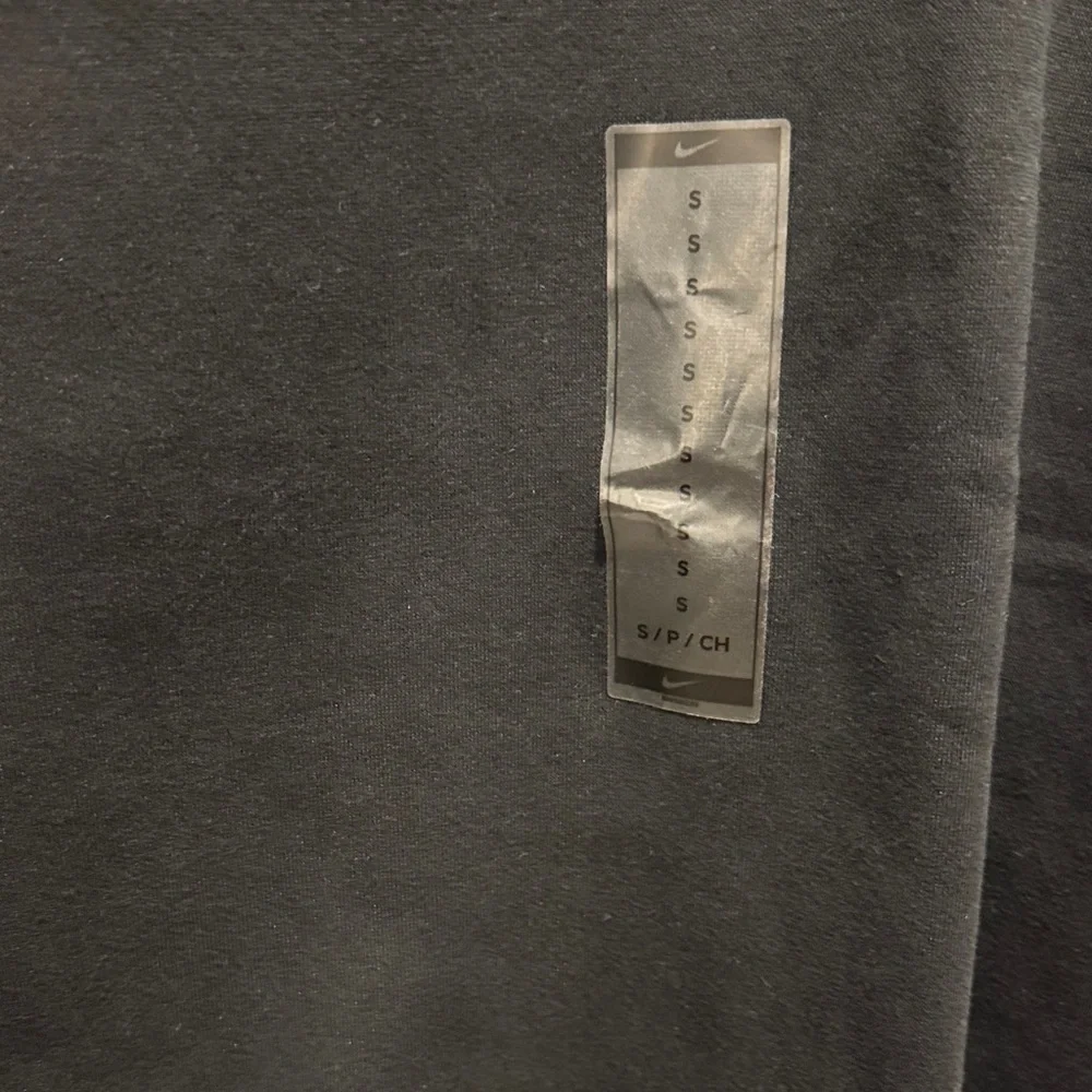 Nike Sportswear Oversized Women's Black Sweater. - Picture 3 of 14